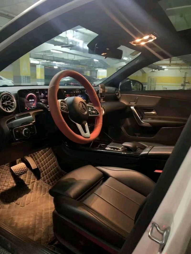 武汉19年奔驰A8