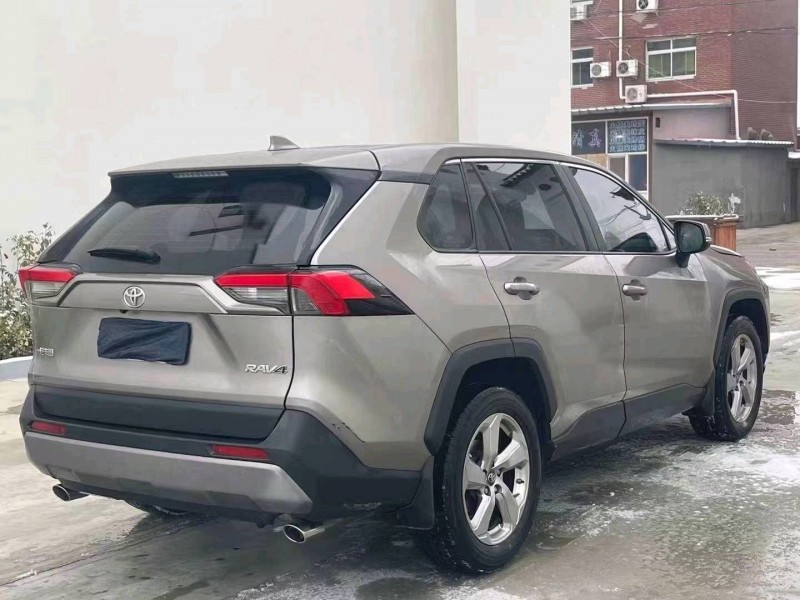 邯郸21年丰田RAV4荣放5