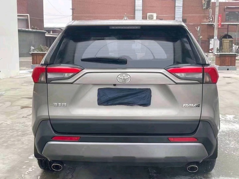 邯郸21年丰田RAV4荣放6