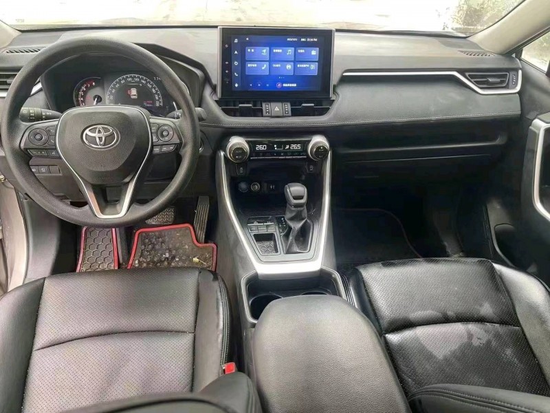 邯郸21年丰田RAV4荣放7