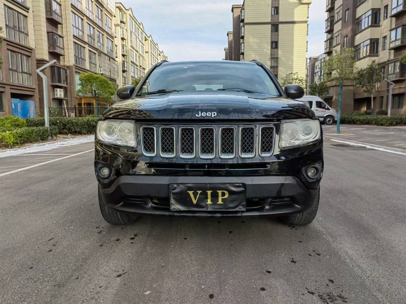 徐州12年Jeep指南者1