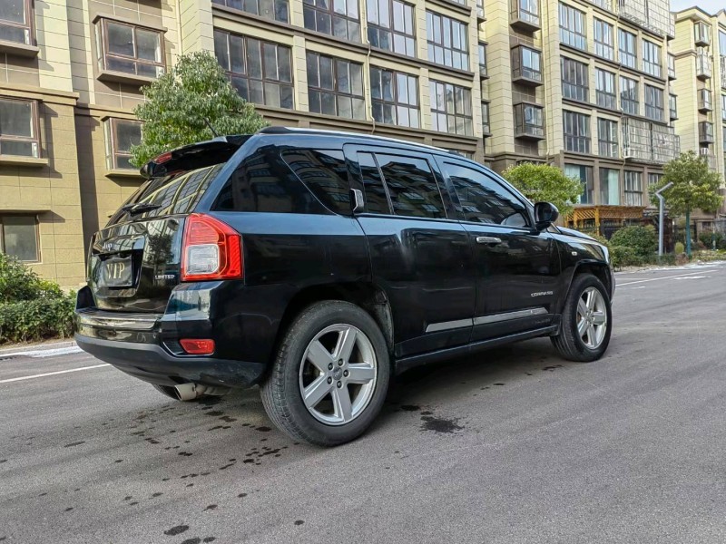 徐州12年Jeep指南者7