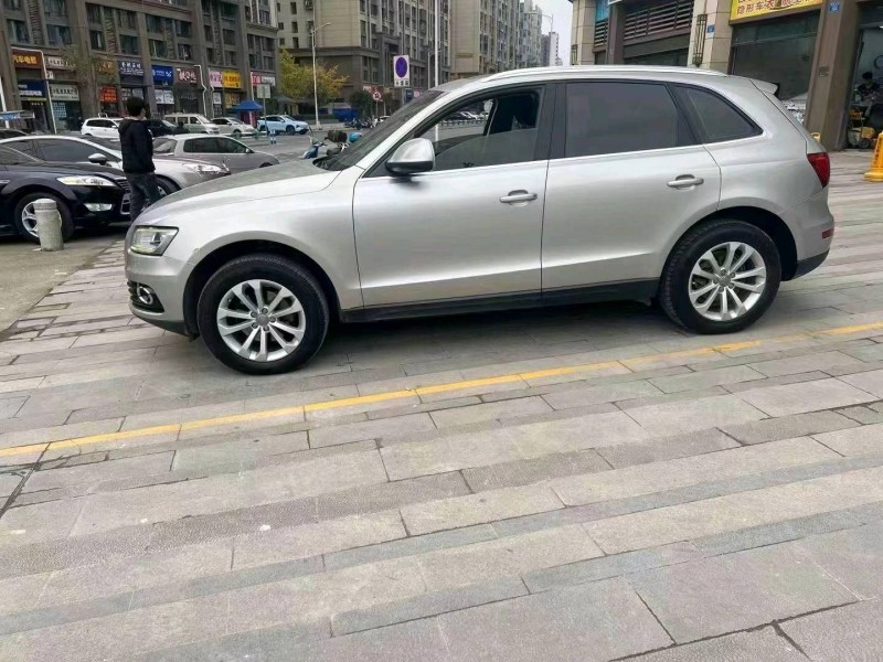 重庆13年奥迪Q52