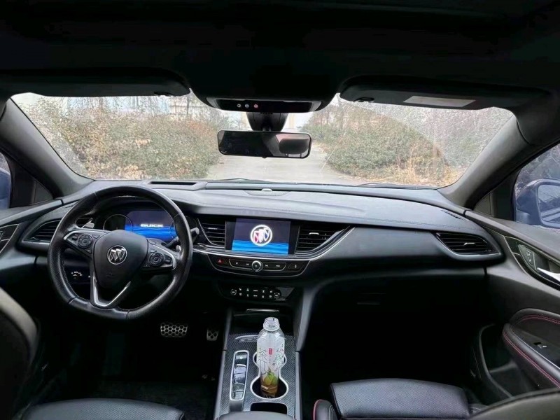 东营21年别克君威5