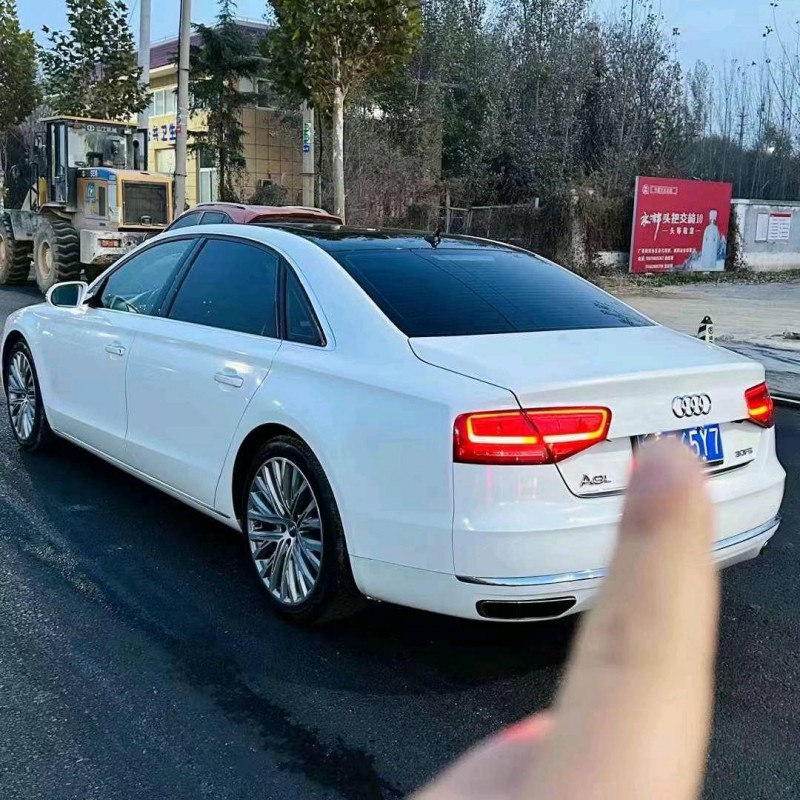东营12年奥迪A8L8