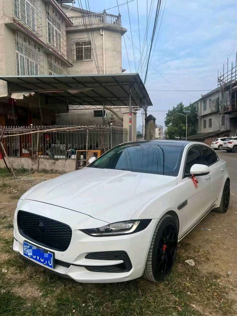南寧20年捷豹XEL3