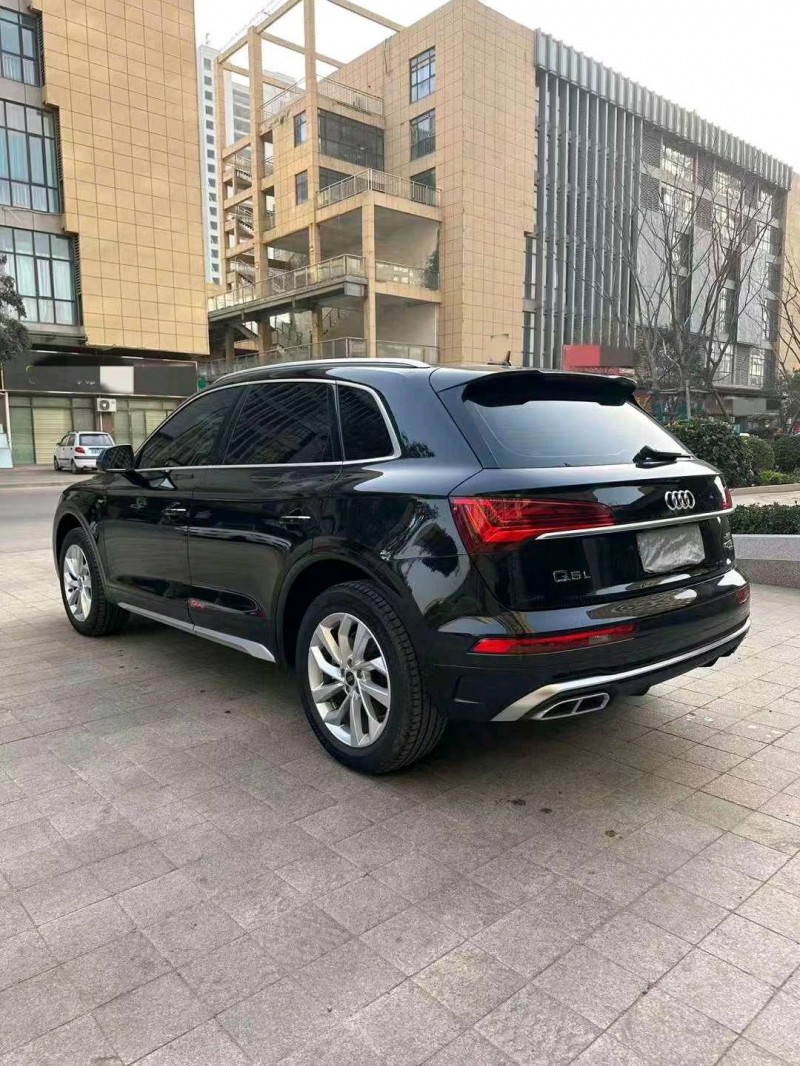 枣庄22年奥迪Q56