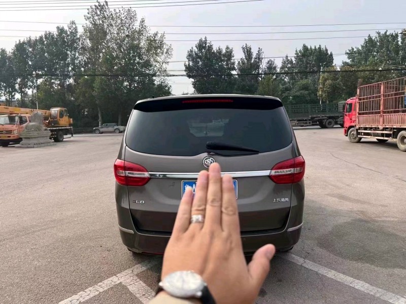 枣庄16年别克GL86