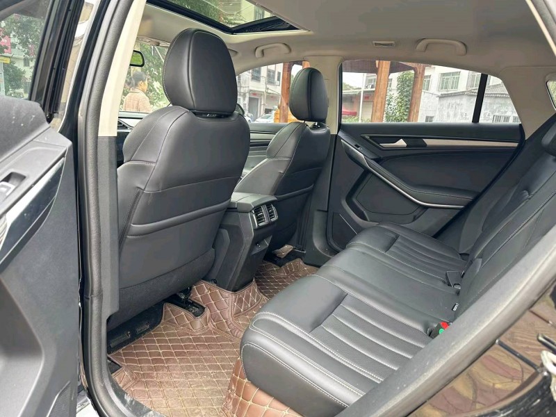 广州22年福特领界4