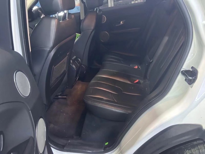 菏泽16年路虎极光8