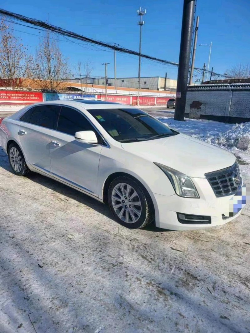 保定15年凯迪拉克XTS3