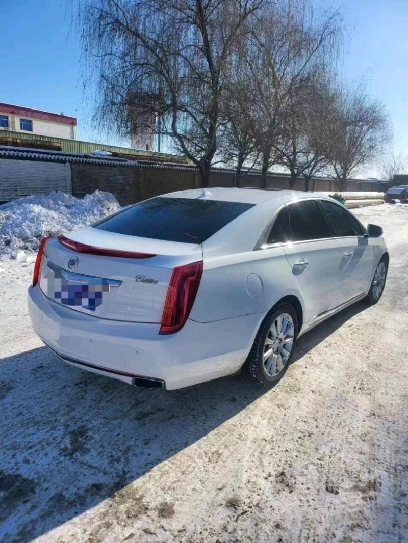 保定15年凯迪拉克XTS7