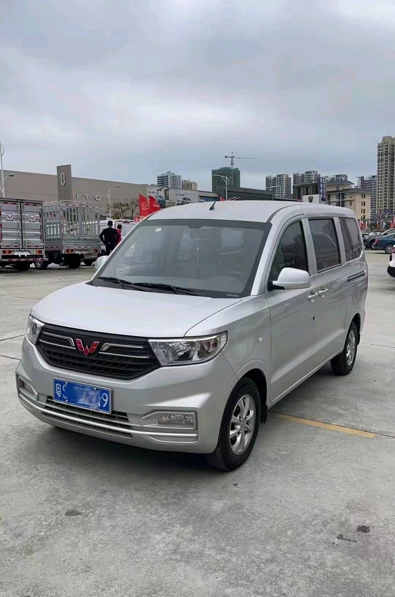 深圳22年五菱汽車宏光3