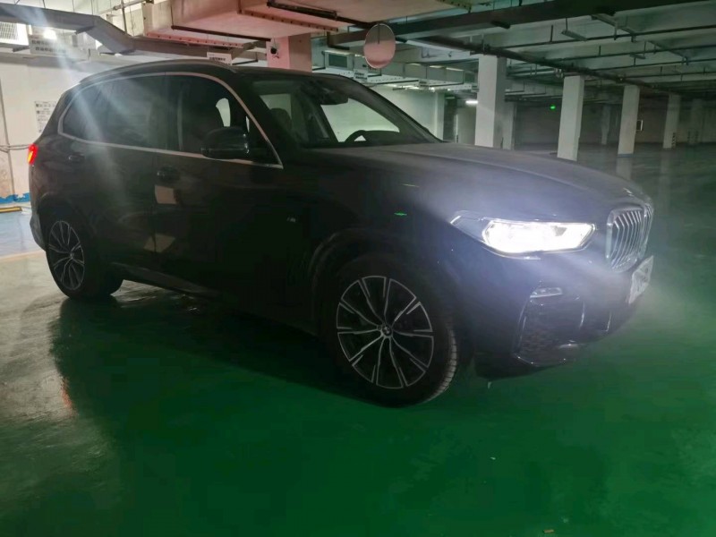 遵義20年寶馬X58