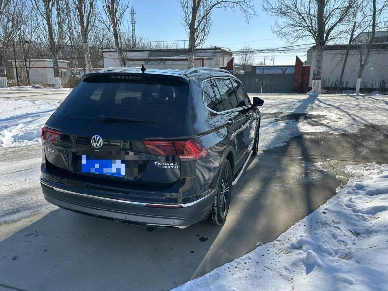 保定18年大众途观L7