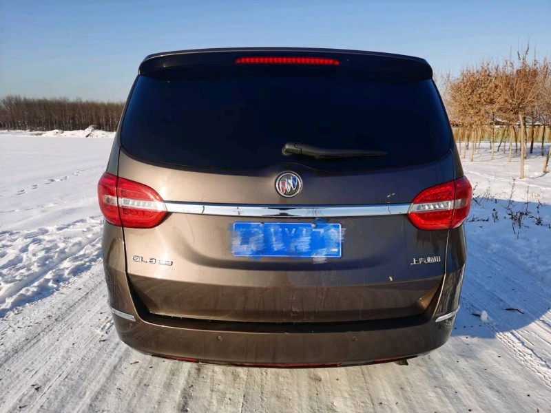 保定19年别克GL89