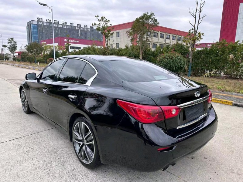 鹽城18年英菲尼迪Q508