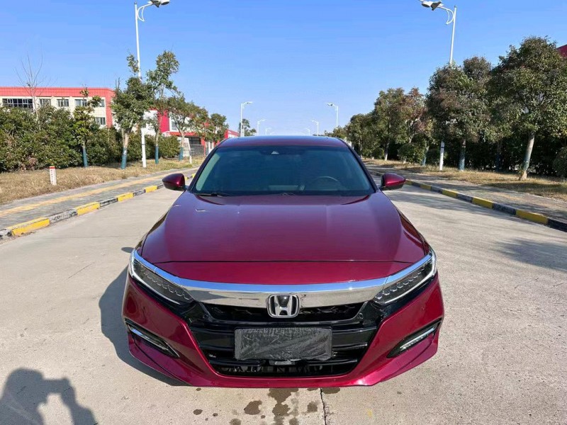 盐城18年本田雅阁1