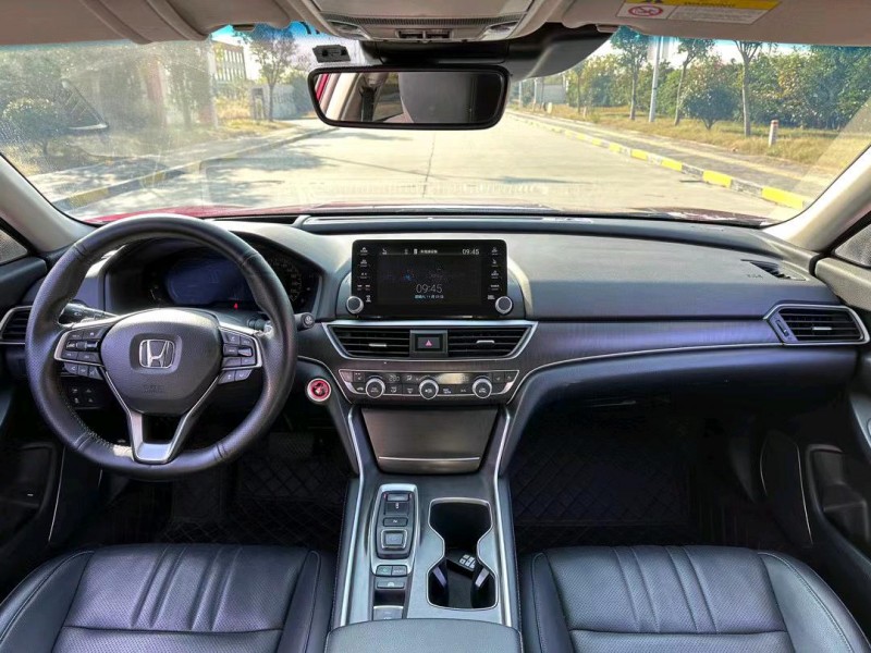 盐城18年本田雅阁6