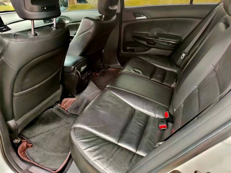 汕头13年本田雅阁5