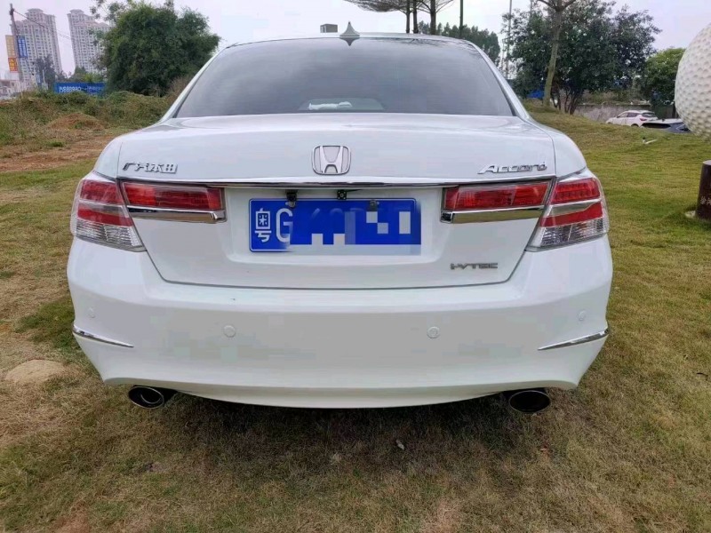 汕头13年本田雅阁7