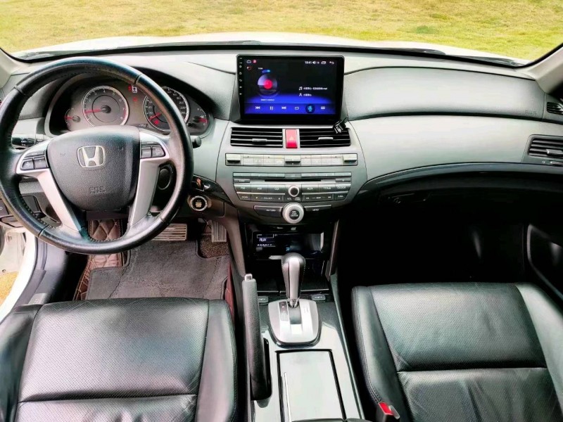 汕头13年本田雅阁8