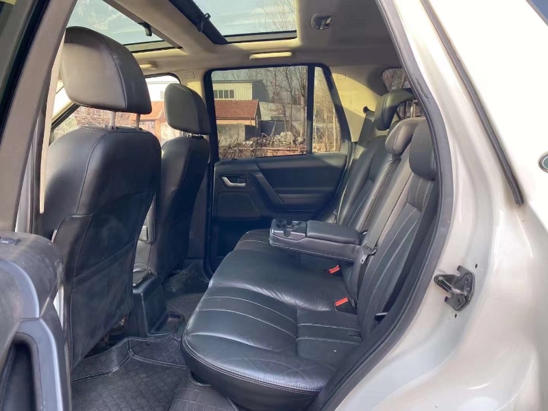 青岛14年路虎神行者9