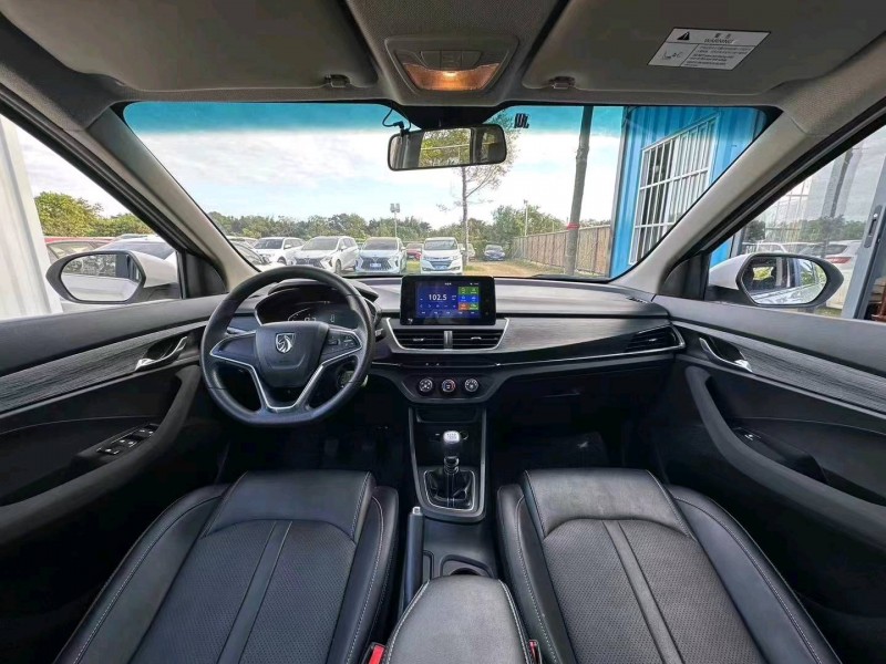 深圳19年寶駿3604