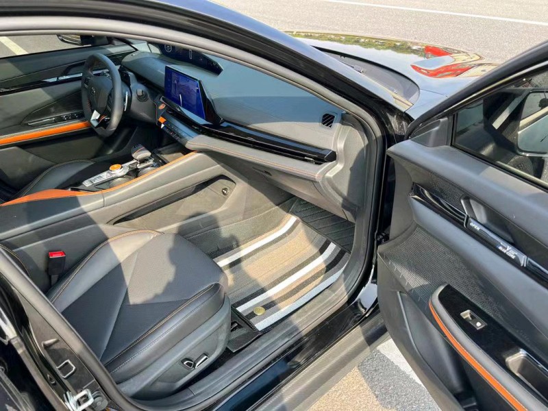 盐城23年长安汽车UNI-V5