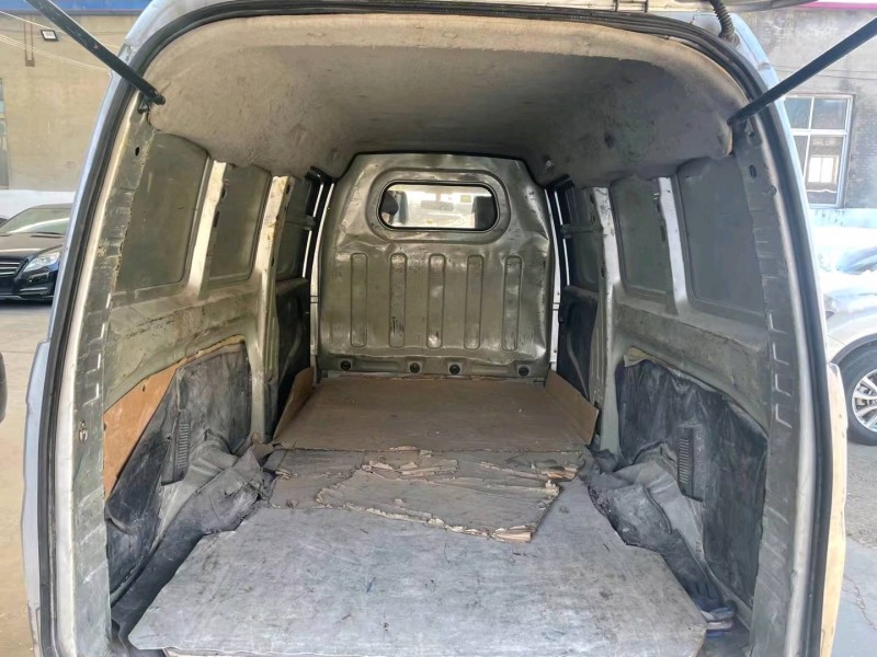 保定19年开瑞优优EV5