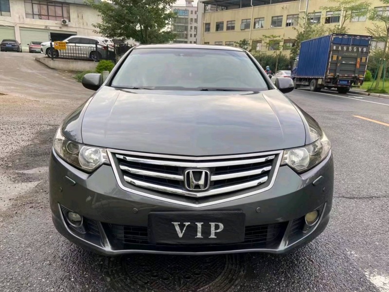 广州10年本田思铂睿1