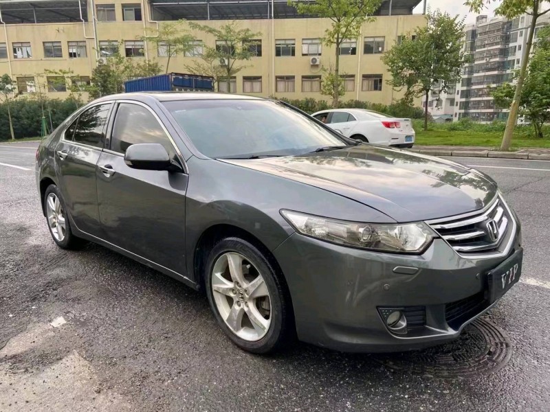 广州10年本田思铂睿2