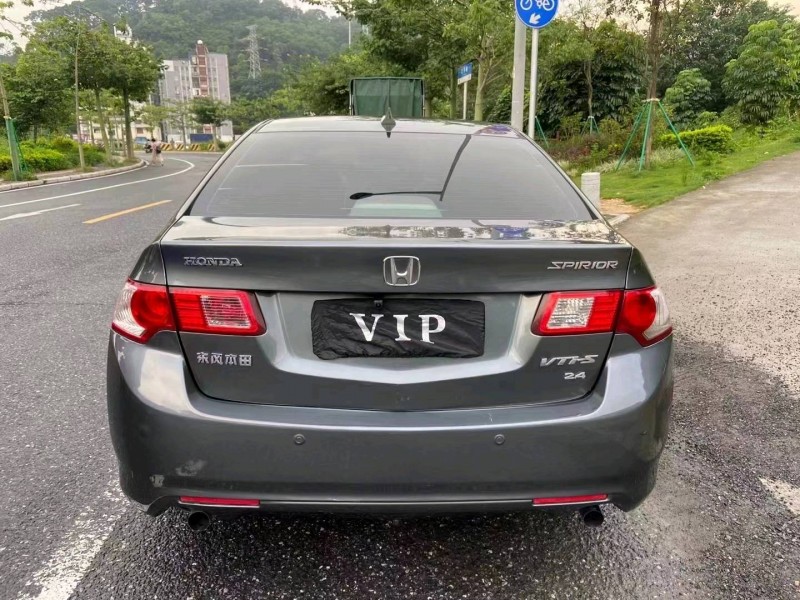 广州10年本田思铂睿5