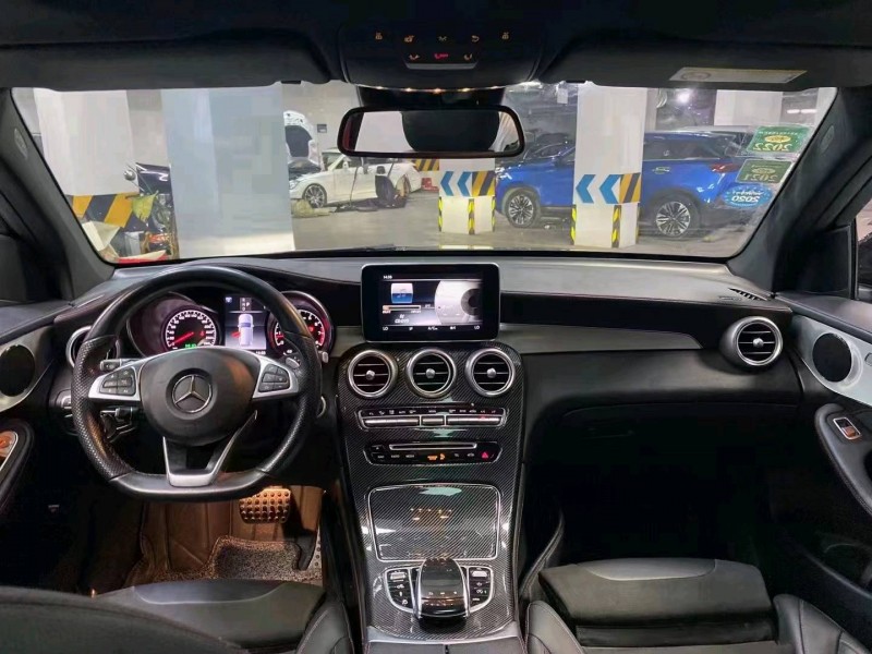 成都18年奔驰GLC7