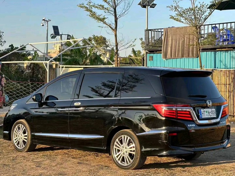 汕头19年本田艾力绅6