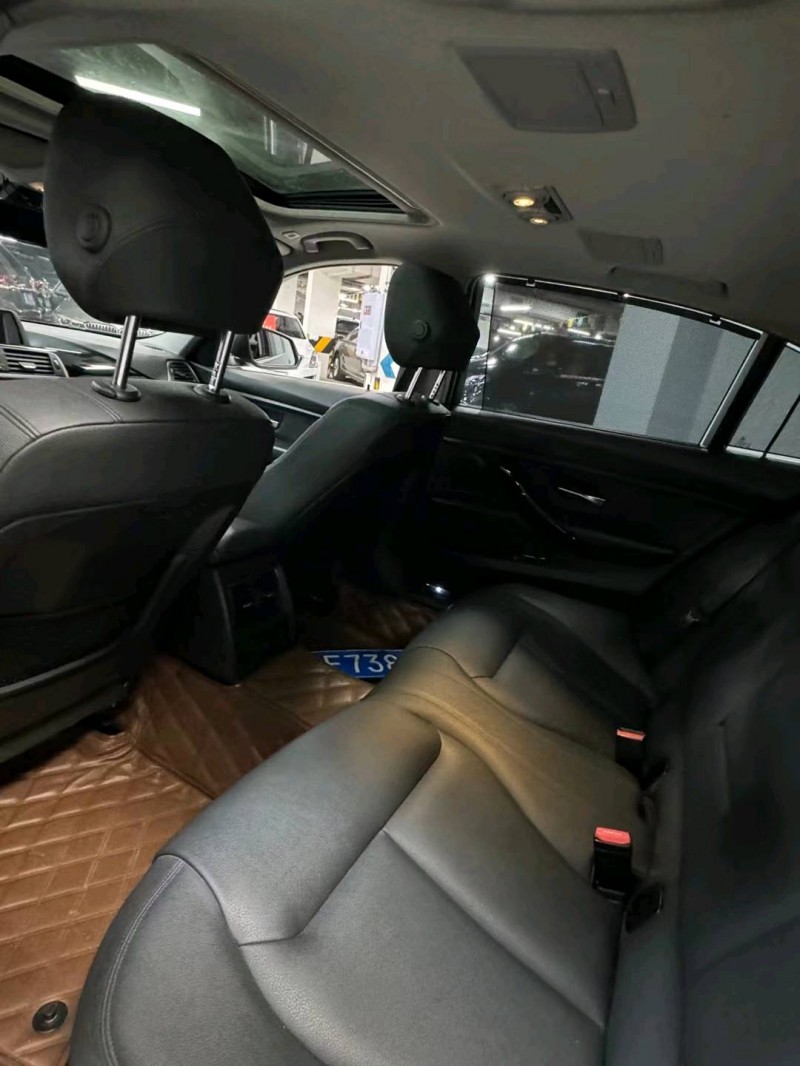 成都16年宝马3系9