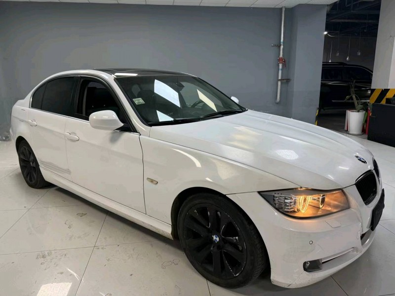 成都11年宝马3系3