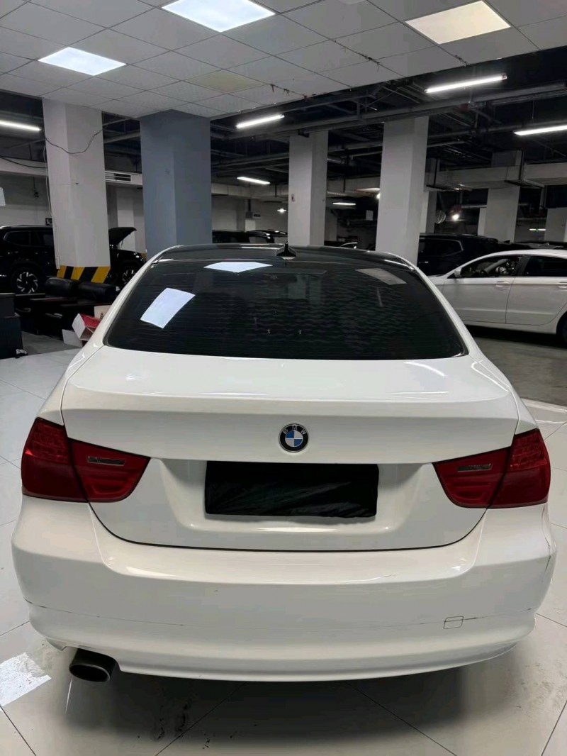 成都11年宝马3系5