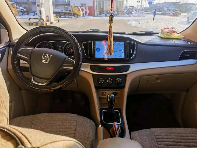 保定19年哈弗F73