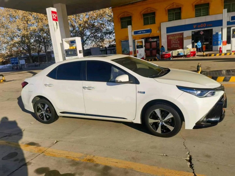 保定19年丰田雷凌2