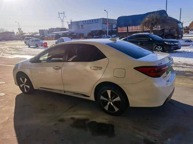 保定19年丰田雷凌5