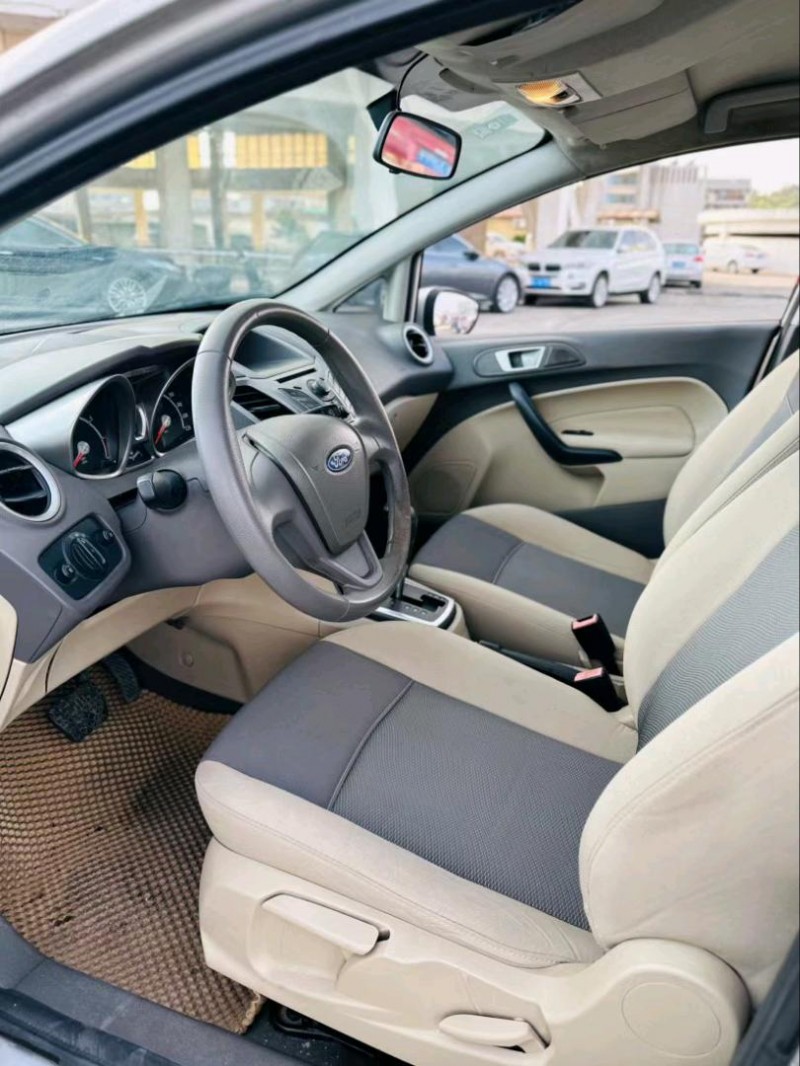 东莞13年福特嘉年华6