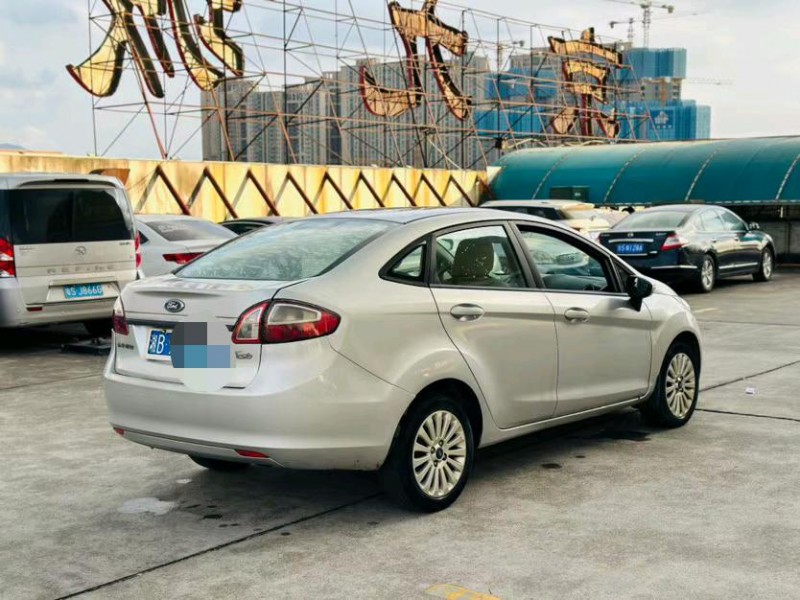 东莞13年福特嘉年华7