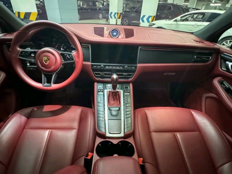 成都21年保时捷Macan4