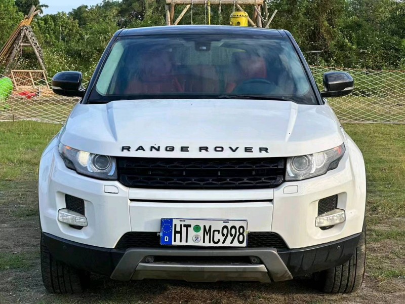 汕头13年路虎极光1