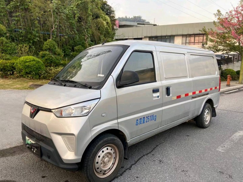 廣州21年五菱汽車榮光2