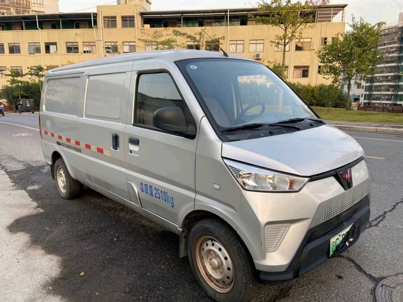 廣州21年五菱汽車榮光3