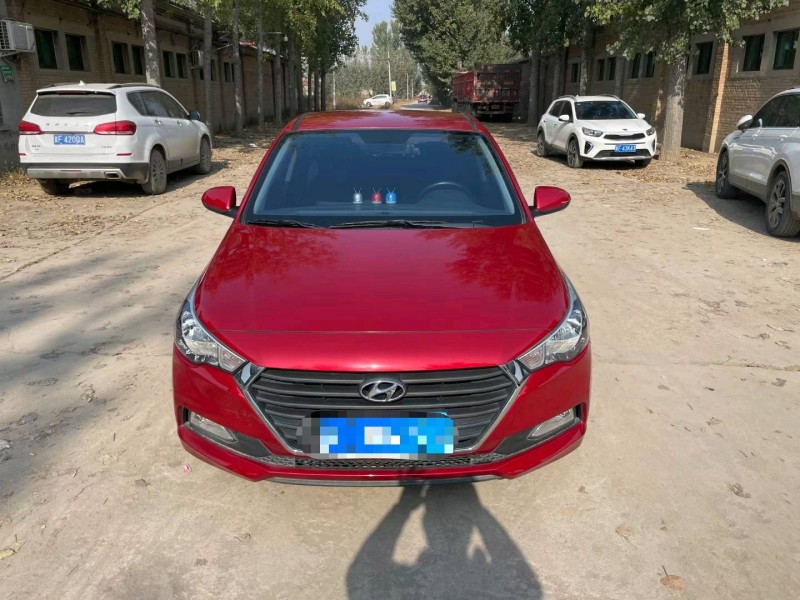 保定19年现代瑞纳1