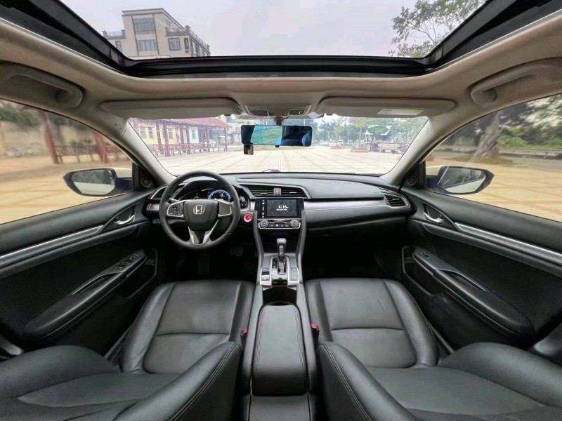 珠海18年本田思域9