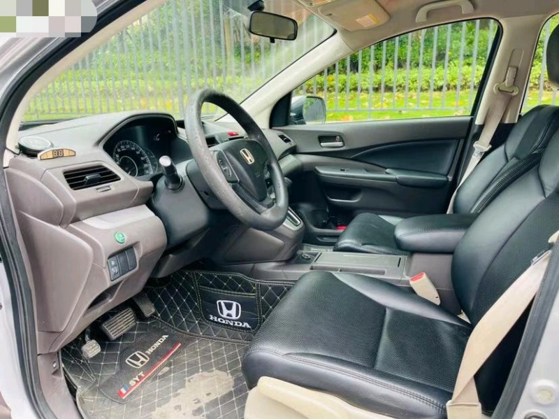 东莞12年本田CRV4